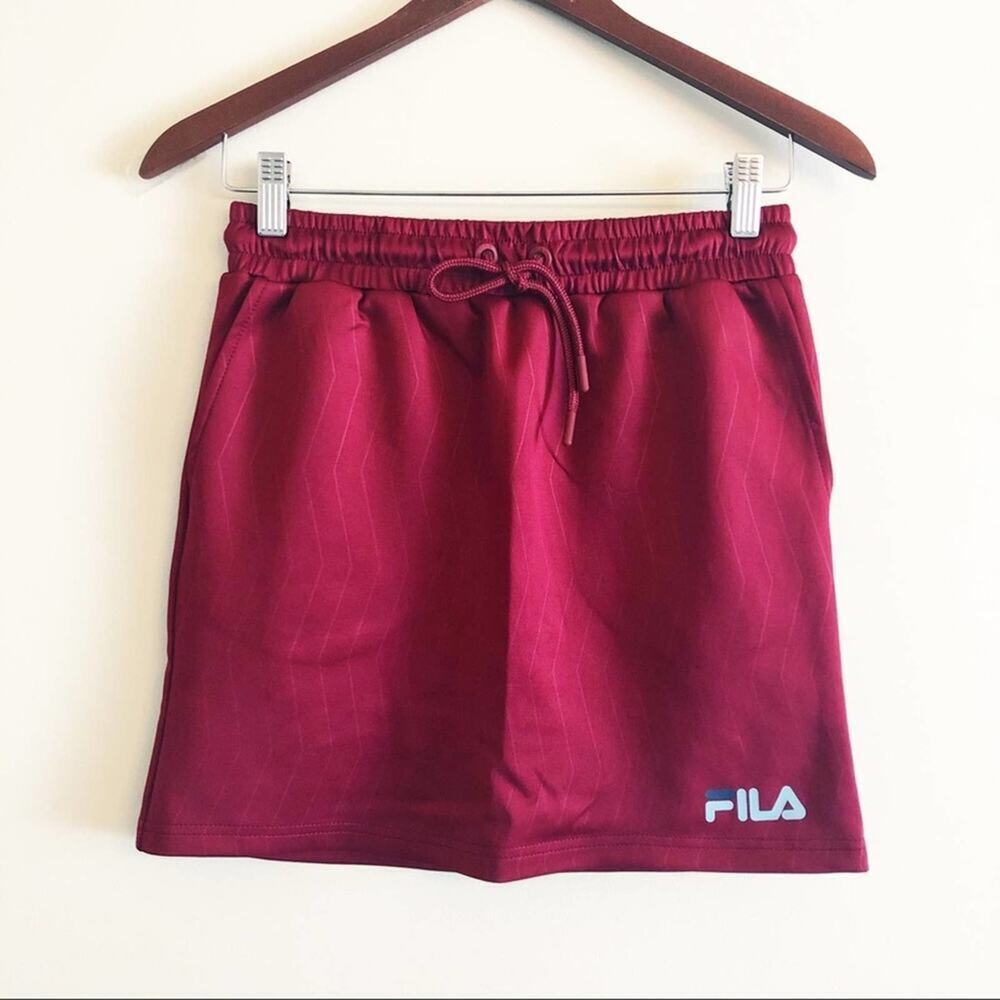 NEW Fila tennis skirt maroon size XS